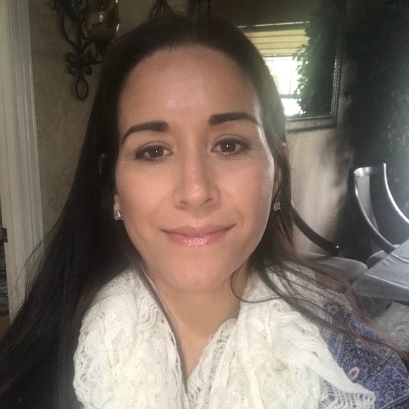 Meet your Posher, Yani - Picture 1 of 1